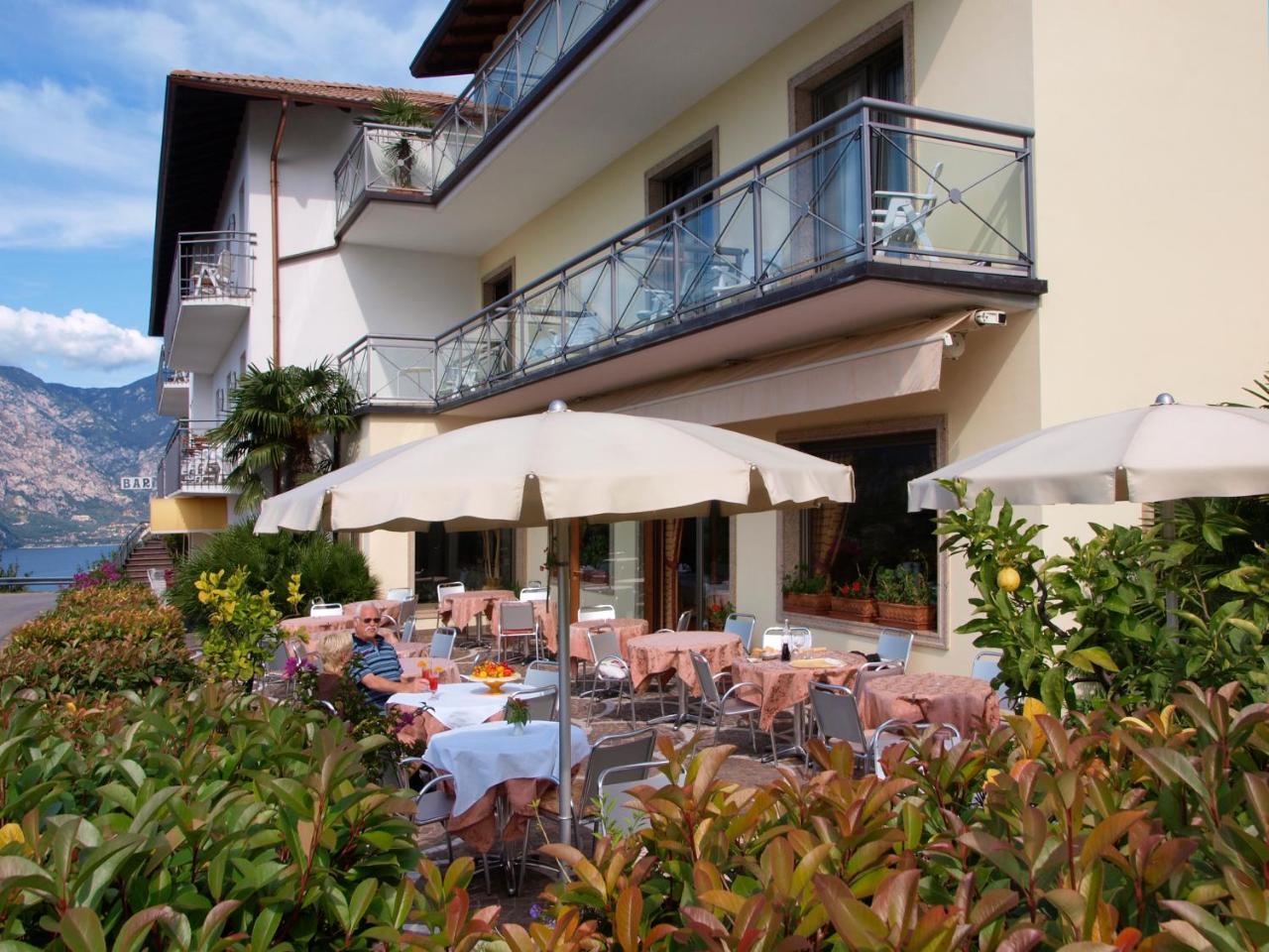 Hotel Bellavista Malcesine Exterior photo